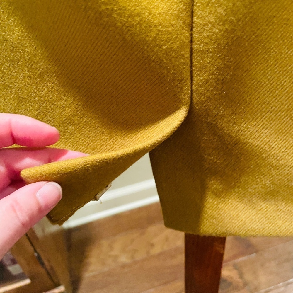 J. Crew 100% wool pencil skirt fully lined SZ 0 mustard yellow quiet luxury - Picture 4 of 7